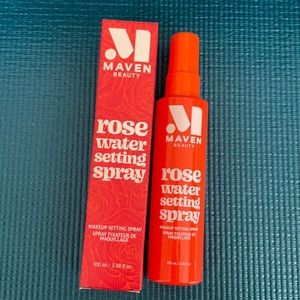 Rose water setting spray